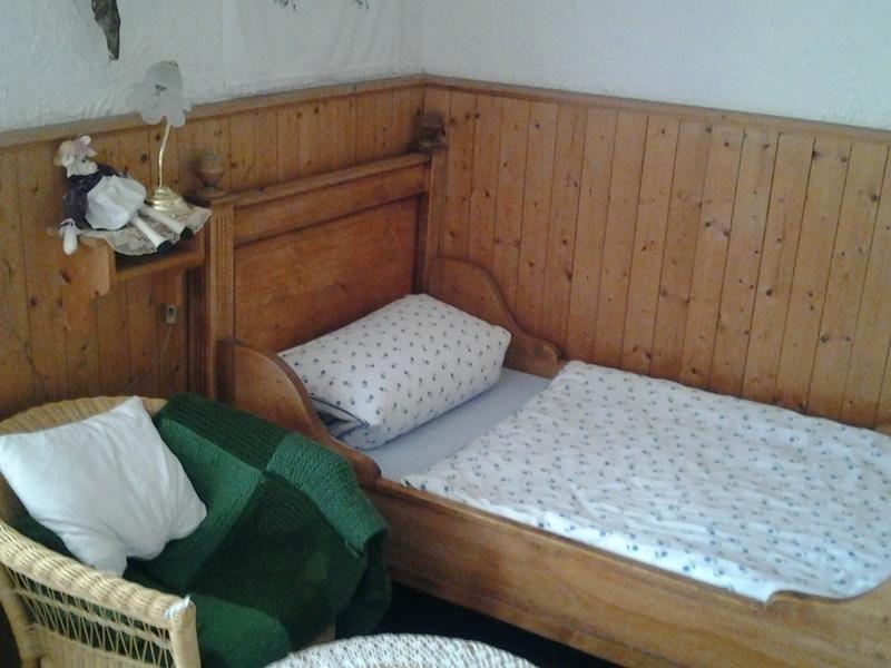 Gastehaus Zum Alten Schulhaus Hotel Miltenberg Room photo